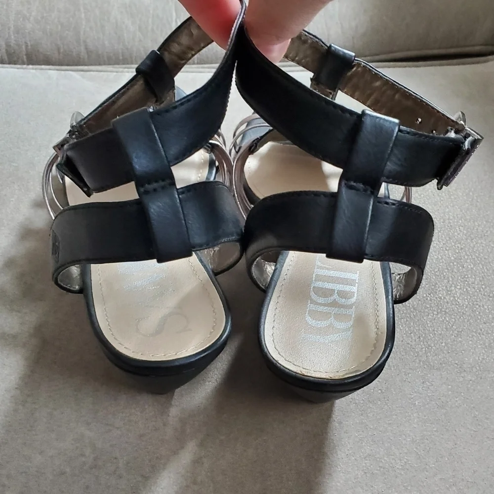 Sam & Libby Metallic Wedge Sandal size 10